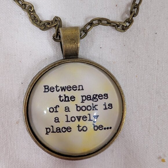 Cabochon Necklace - Picture 1 of 2